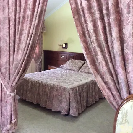 Szálloda O Castelo Cervo