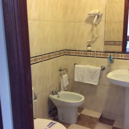 O Castelo Hotel 2*