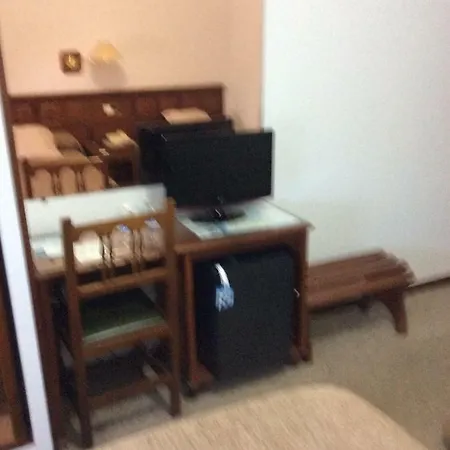 O Castelo Hotel 2*