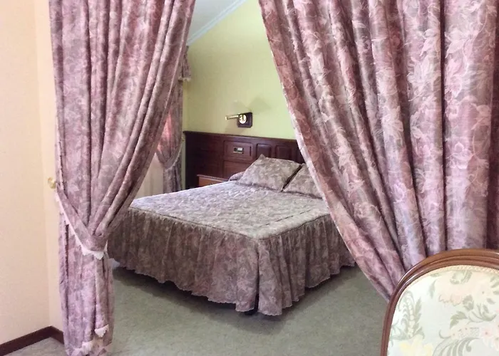 Hotel O Castelo Cervo (Lugo)