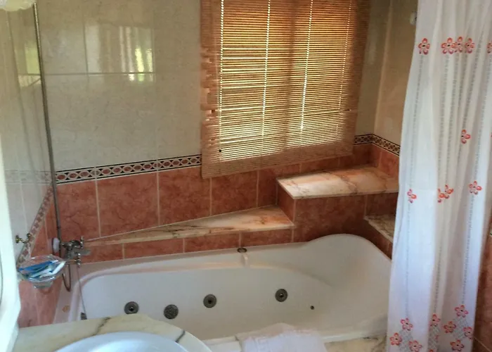 فندق O Castelo ثيرفو